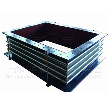 矩形<a href=http://familylawyerlocator.com target=_blank class=infotextkey>波紋補(bǔ)償器</a>2.jpg